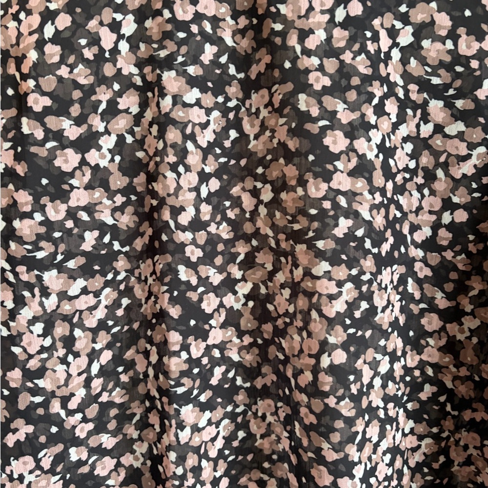 Size M Black and Pink Floral Long Sleeve Top - Picture 2 of 3